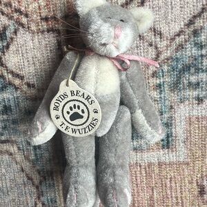 Boyds Bears Gray Cream Plush Cat with Pink Bow